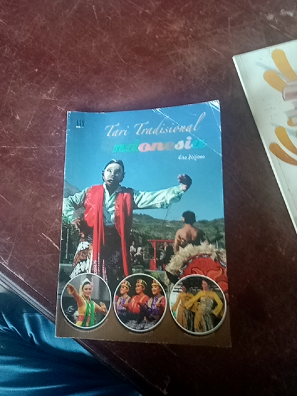 Cover Buku