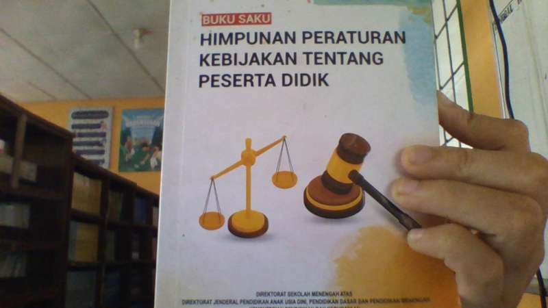 Cover Buku